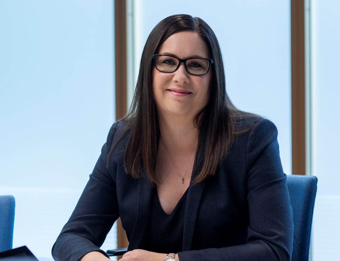 Datatalousverkoston johtaja Jenni Koskinen